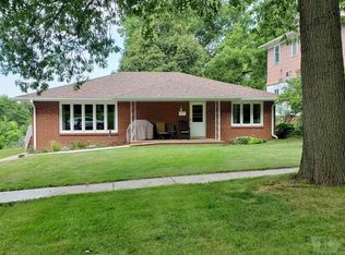 217 2nd Ave, Audubon, IA 50025