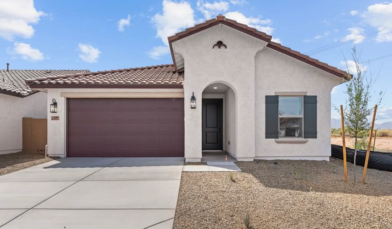 5 bed, 2082 sqft, $3,250 — Photo 1