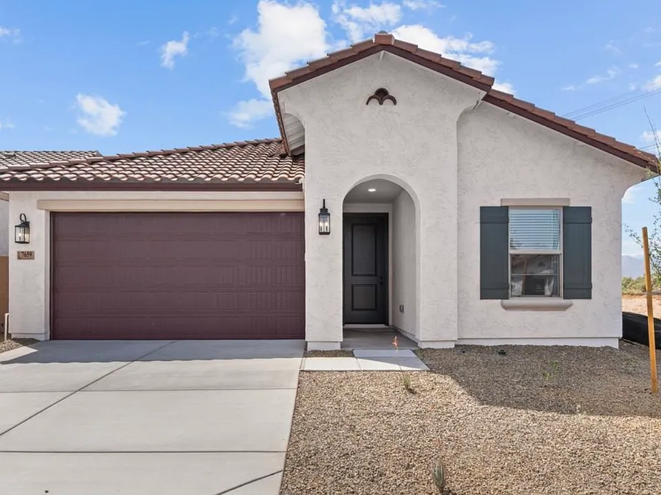 7659 W Park