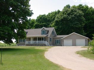 1130 Phipps Rd, Carsonville, MI 48419