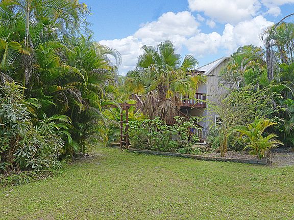 Home For Sale In Rustic Lakes