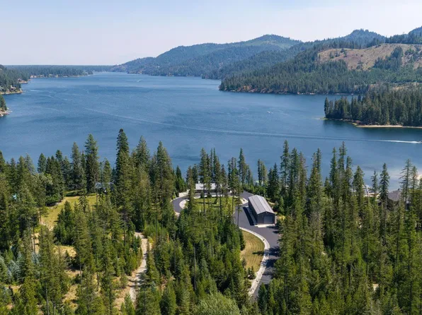 29434 N Calliope Ln, Spirit Lake, ID 83869