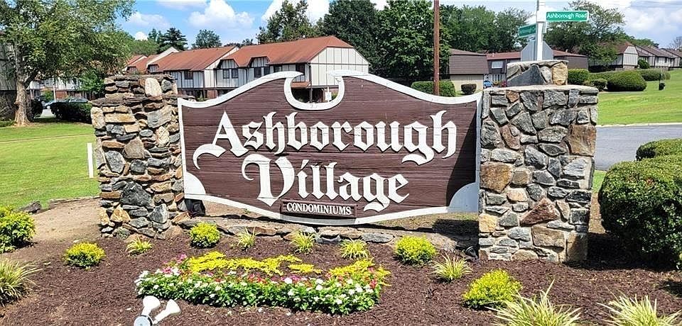 1st image of 1807 Ashborough Cir SE APT B
