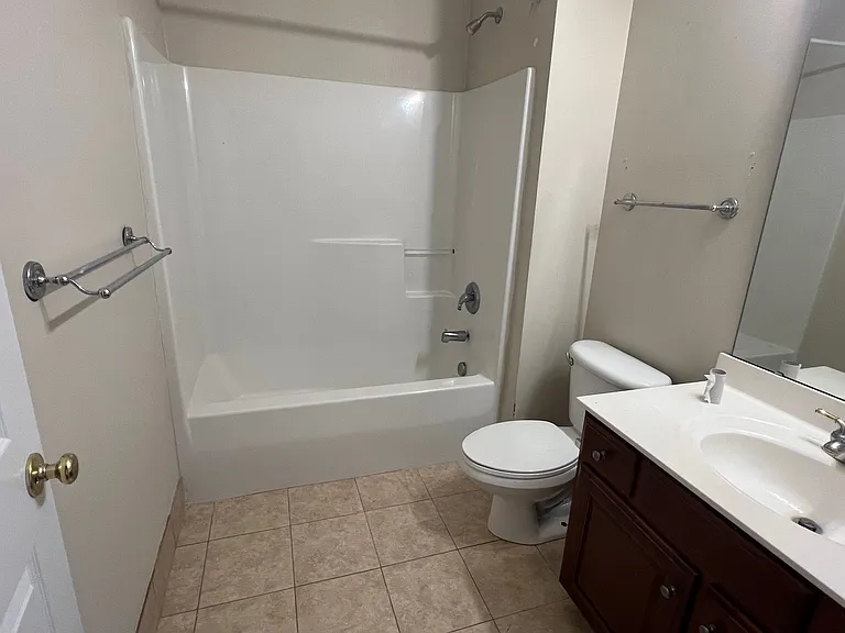 4115 Oakton Ridge Ct — Photo 7