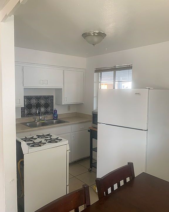 Unit 1 Kitchen