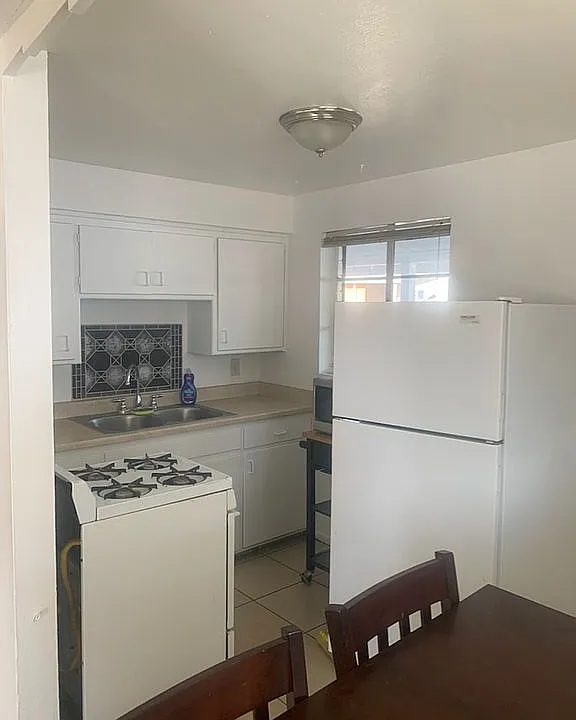 Unit 1 Kitchen