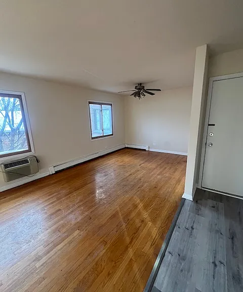 326 Custer Ave #3A — Photo 9