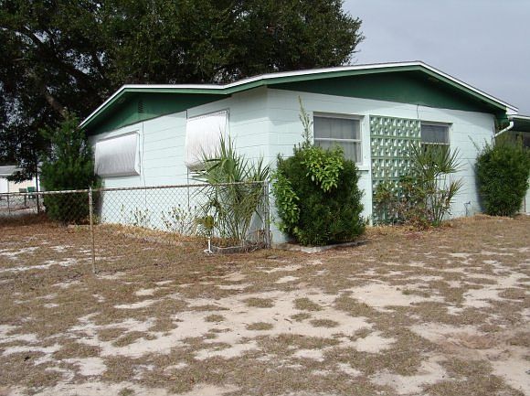 2nd image of 1318 Stetson Dr
