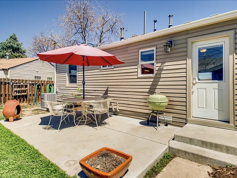 2605 S Hooker St — Photo 20