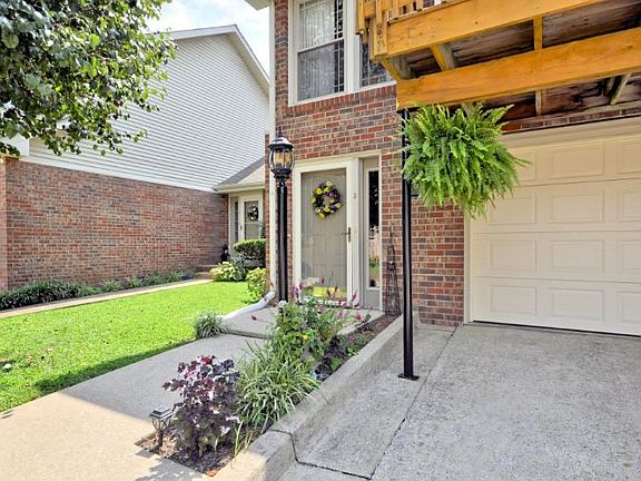 4th image of 1200 Riverwood Pl APT 3