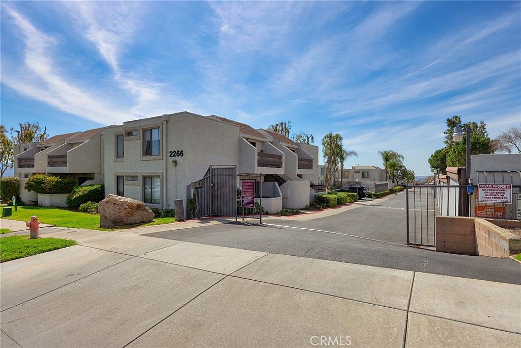 2266 Denair Ave APT 425, Highland, CA 92346 | Zillow