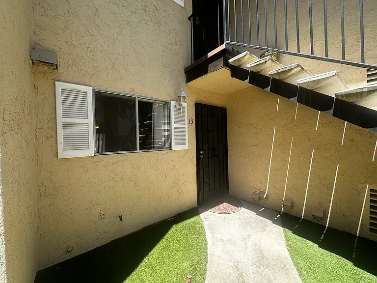 8850 Olive Ln #13 — Photo 7
