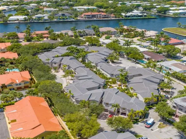 1900 Oceanwalk Lane #106, Lauderdale By The Sea, FL 33062