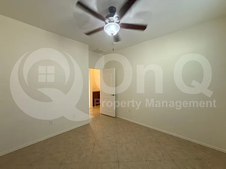 12075 N Golden Mirror Dr — Photo 12