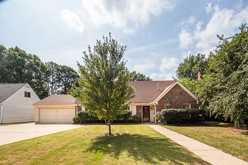 Listed by Jason Gaia