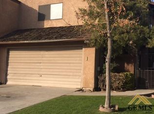 1824 Ocean View Dr, Bakersfield, CA 93307