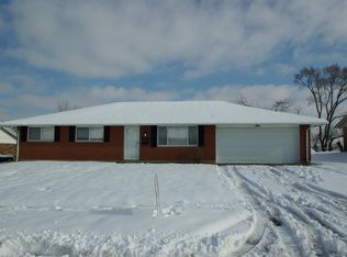 2728 Della Dr, Dayton, OH