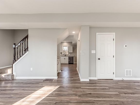 2nd image of 7480 Broadwyn Dr