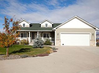 1250 SW Latour Peak St, Pullman, WA 99163