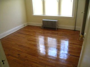 3618 28th Ave APT 1F, Astoria, NY 11103