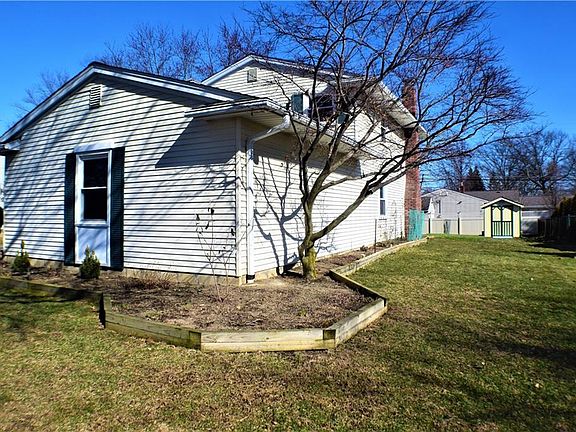2nd image of 8579 Stafford Dr