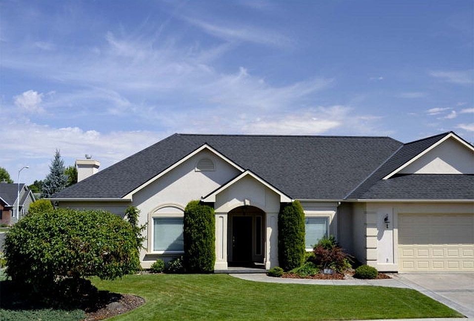 2nd image of 1909 SE Sunflower Ct