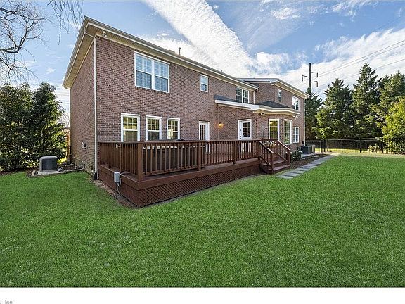 4th image of 2208 Kistler Ct
