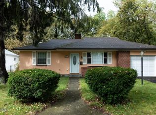 903 8th Ave, Troy, NY 12182