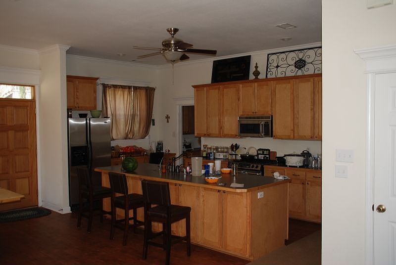 2nd image of 1721 Vogler St