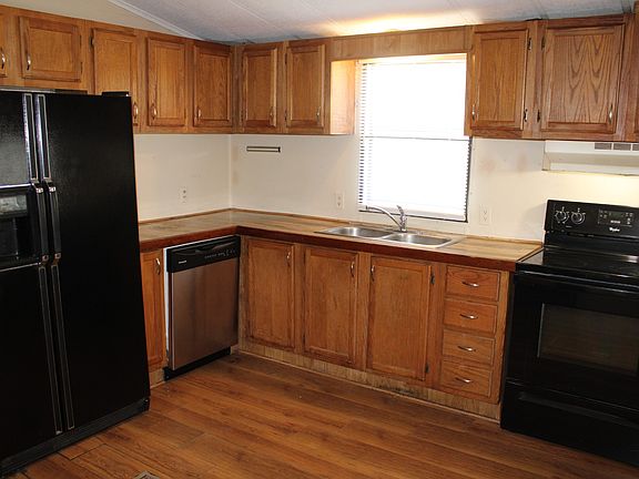 3rd image of 1706 Mars St