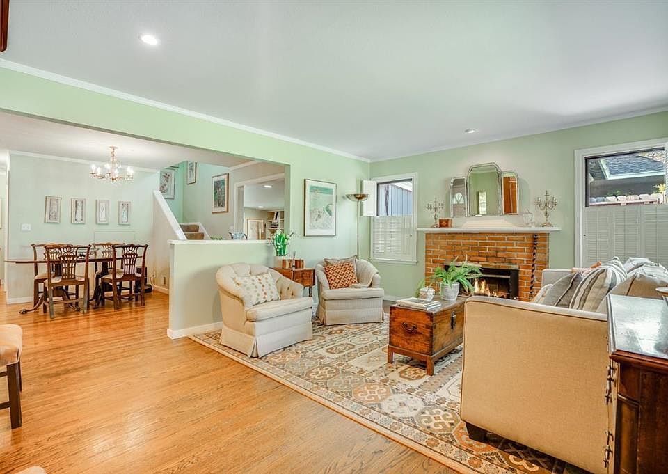 1st image of 2081 Cedar Ave
