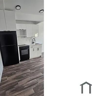 1362 Clay Ave #2A