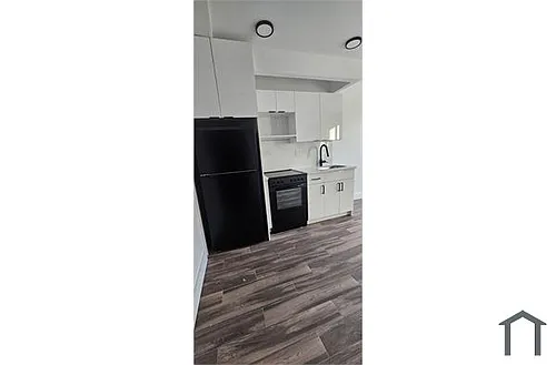 1362 Clay Ave #2A Photo 1