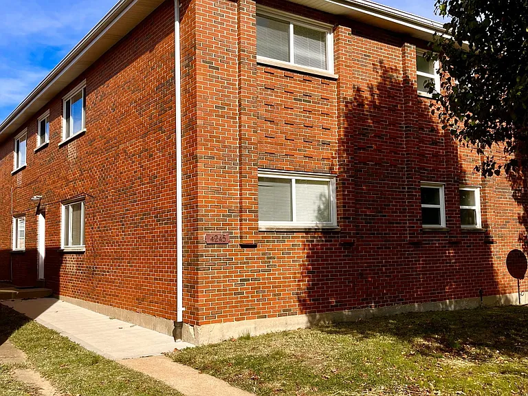 4243 Tholozan Ave #1 — Photo 8