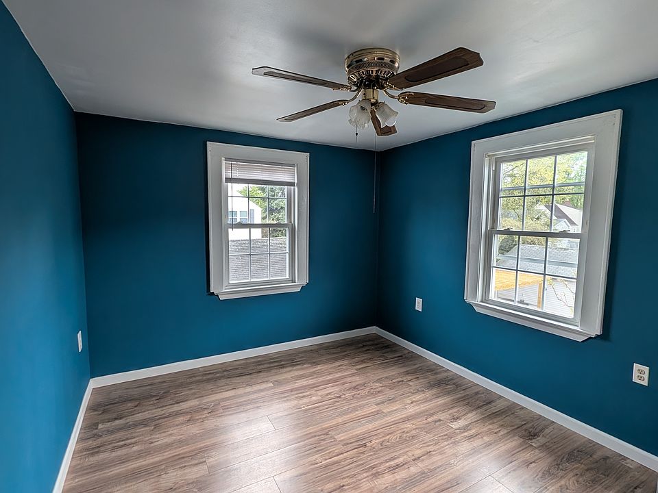 1st image of 226 Broadway Floor 2