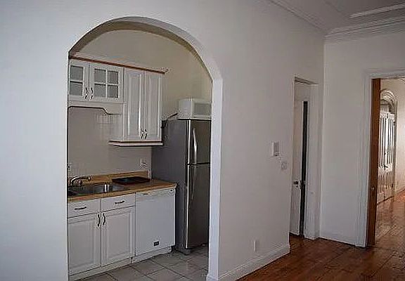 3rd image of 155 Saint Marks Ave #1