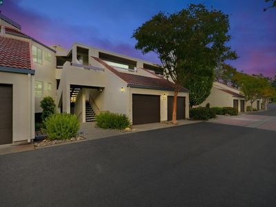 3711 Terra Granada Dr APT 1A, Walnut Creek, CA, 94595