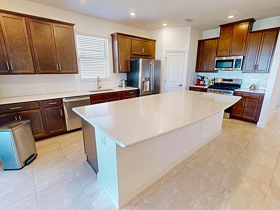 4th image of 9876 SW Santini Road