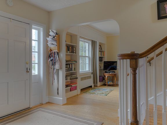 2nd image of 105 Faystone Drive