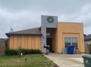 3408 Jose C Santos Dr, Laredo, TX 78046