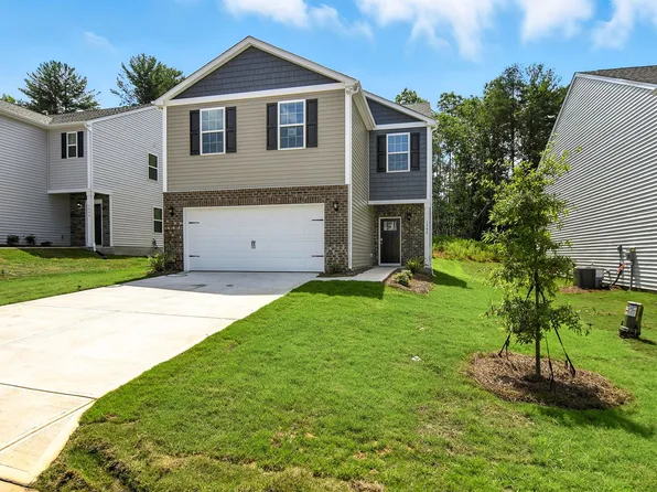 1342 37th Avenue Ln NE, Hickory, NC 28601