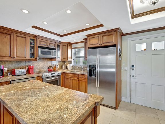 2nd image of 2401 NE 36th Street #204
