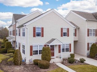 119 Goldfinch Ct #233, Warrington, PA 18976