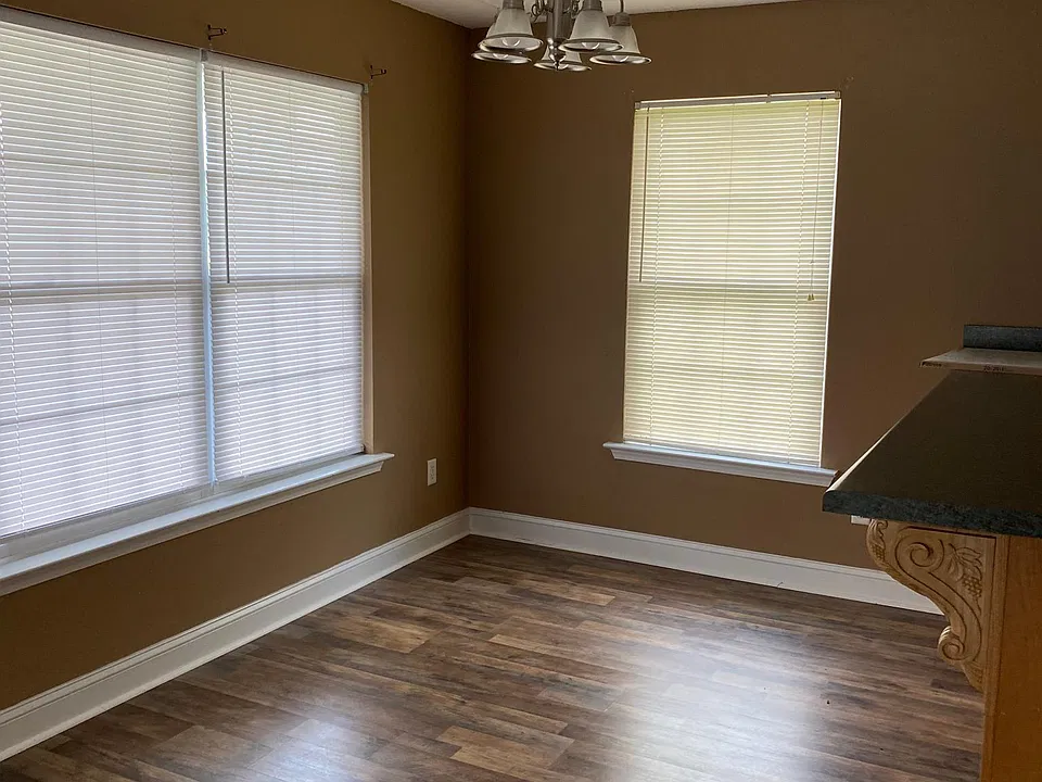 2154 US Highway 84 E Cottage #3