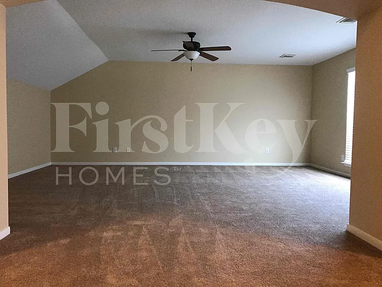 18222 Noble Forest Dr — Photo 19