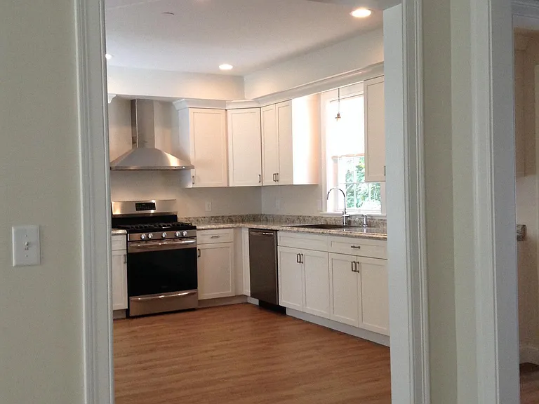 359 Main St #2 — Photo 2
