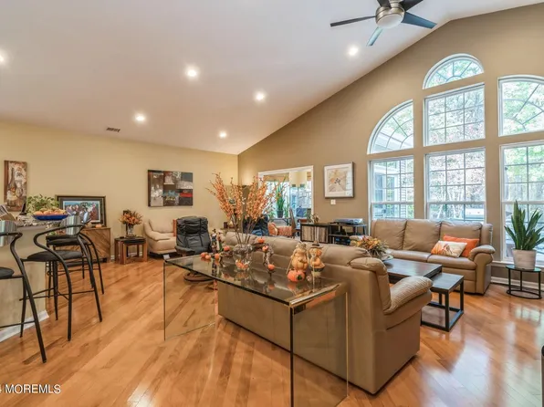115 Gables Way, Jackson, NJ 08527