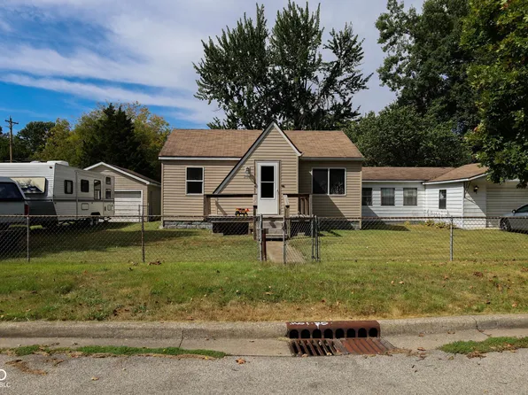2104 N 26th St, Terre Haute, IN 47804