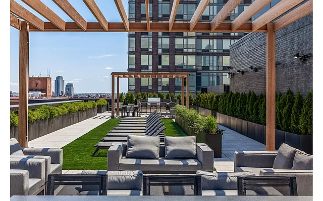 Rented by Douglas Elliman | media 17