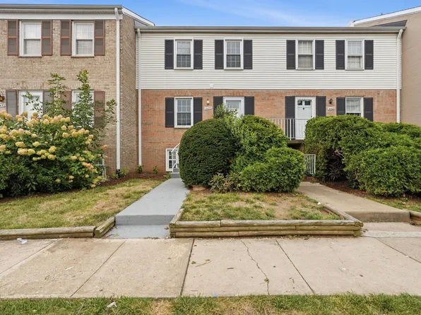 14455 Turin Ln, Centreville, VA 20121